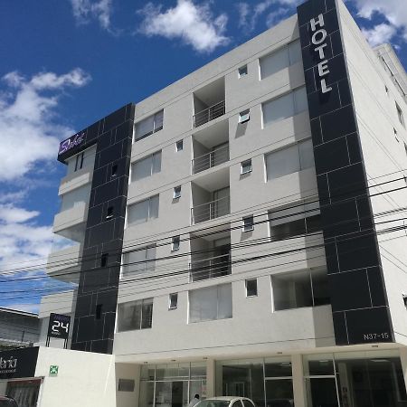 Hotel Sabet Quito Exterior foto